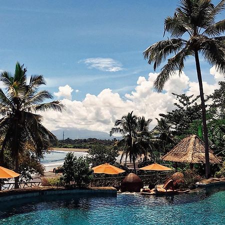 Puri Dajuma Beach Eco-Resort & Spa Pulukan Luaran gambar