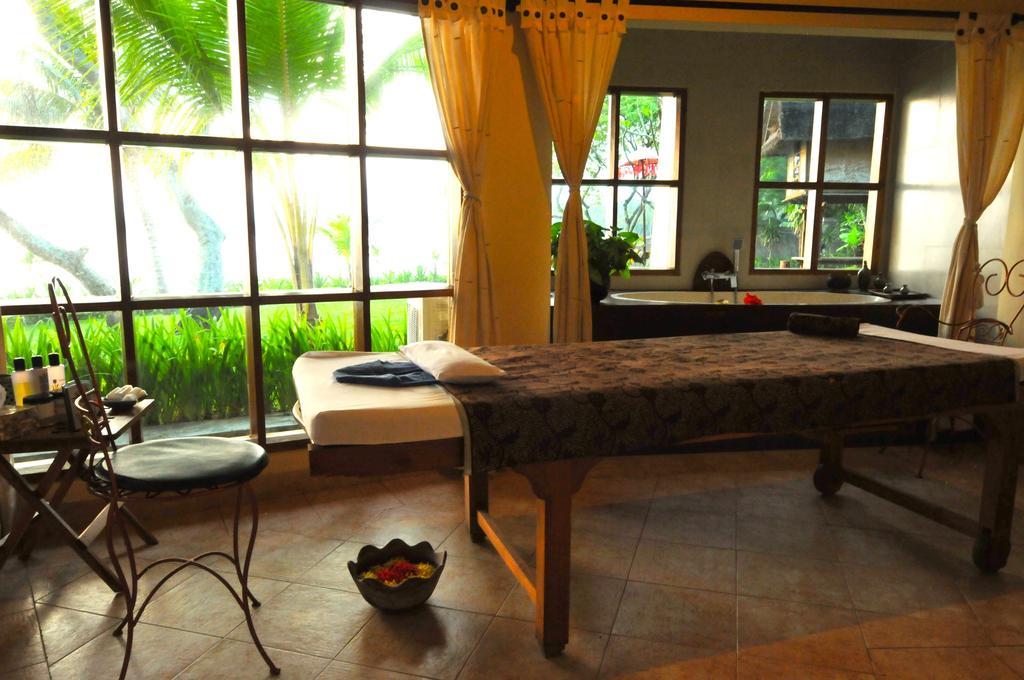 Puri Dajuma Beach Eco-Resort & Spa Pulukan Luaran gambar