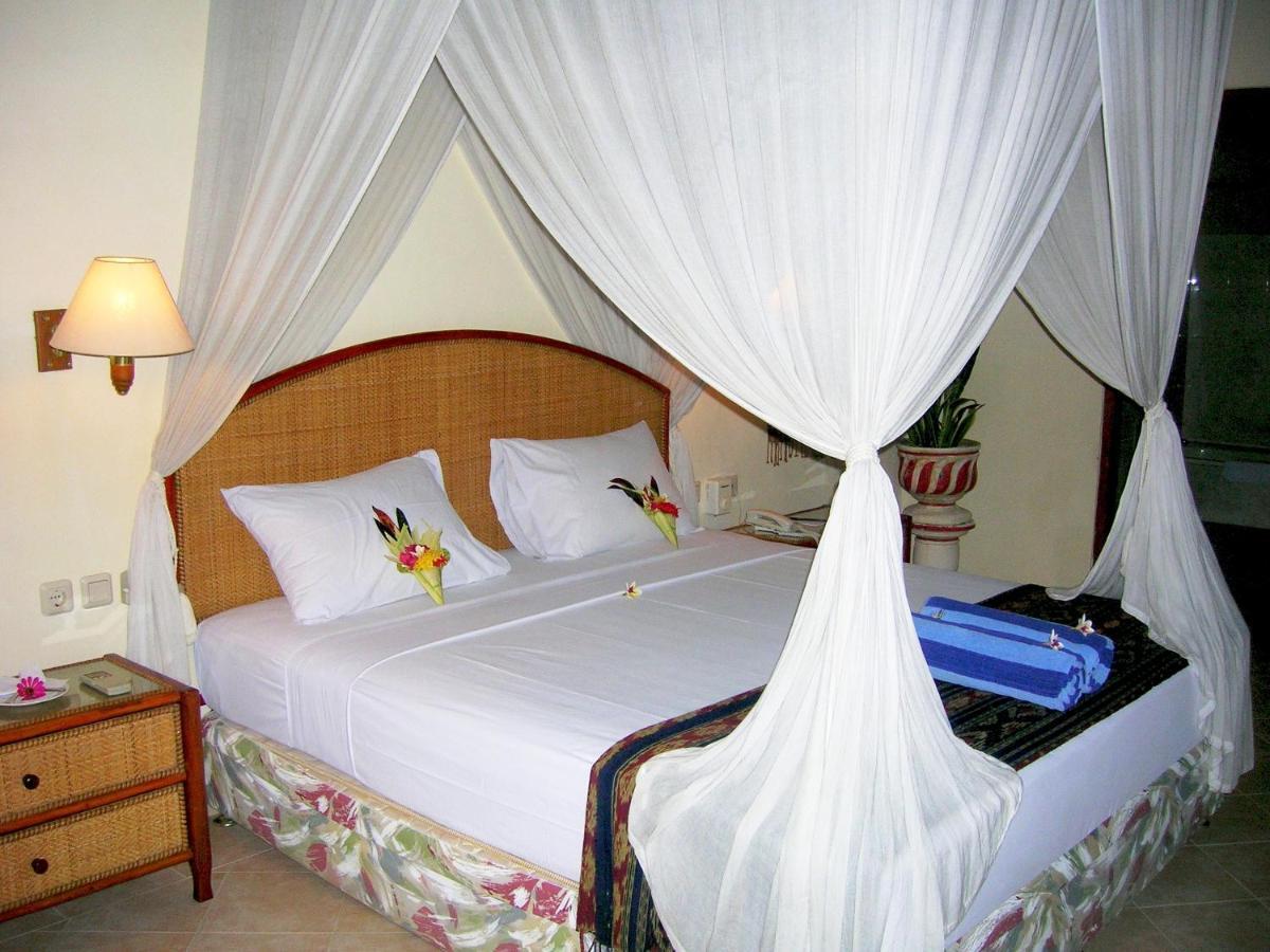 Puri Dajuma Beach Eco-Resort & Spa Pulukan Luaran gambar